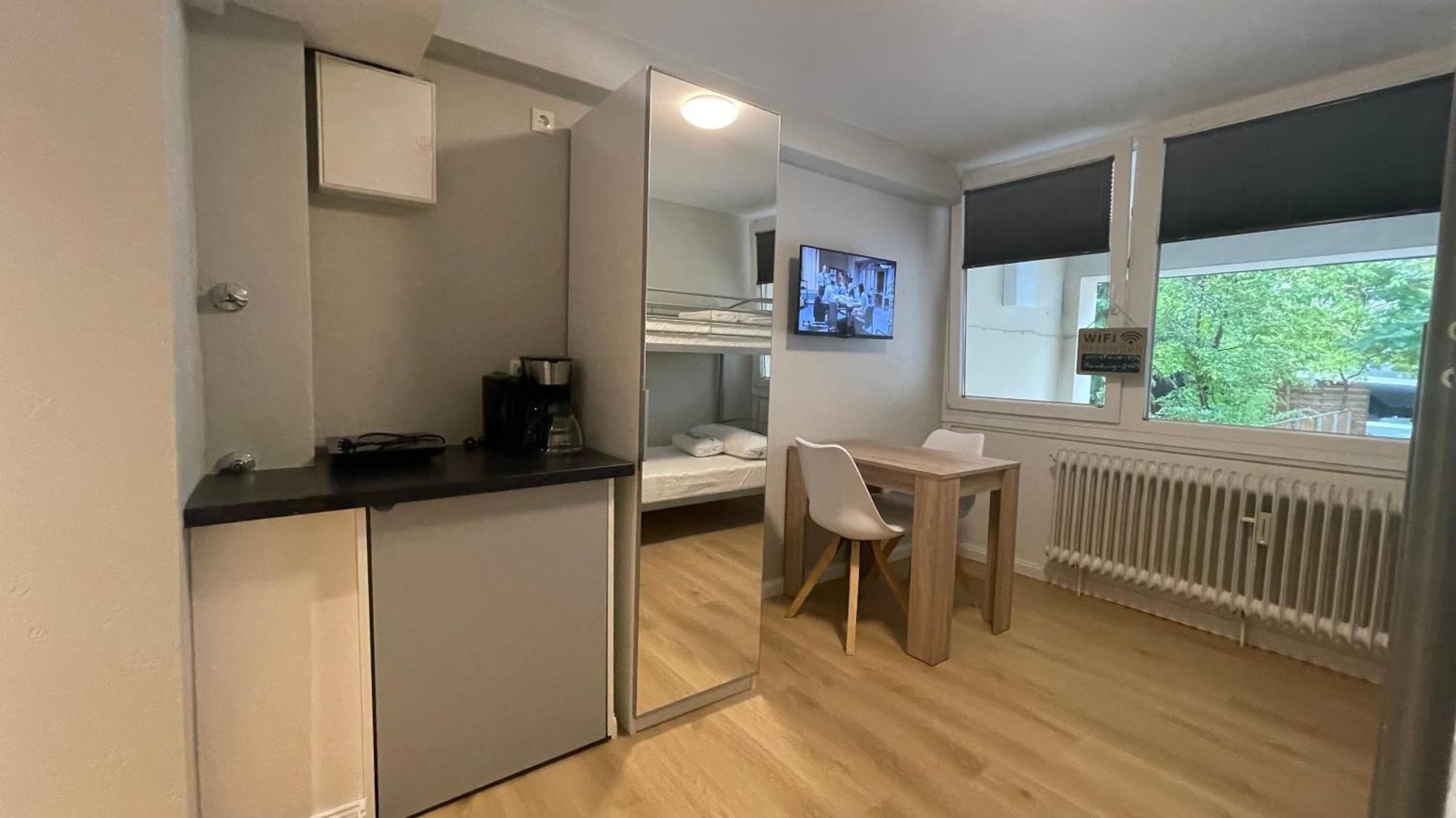 Suesses Kleines Und Zentrales Apartment Fuer Zwei Personen Mitten In Hamburk Exteriér fotografie